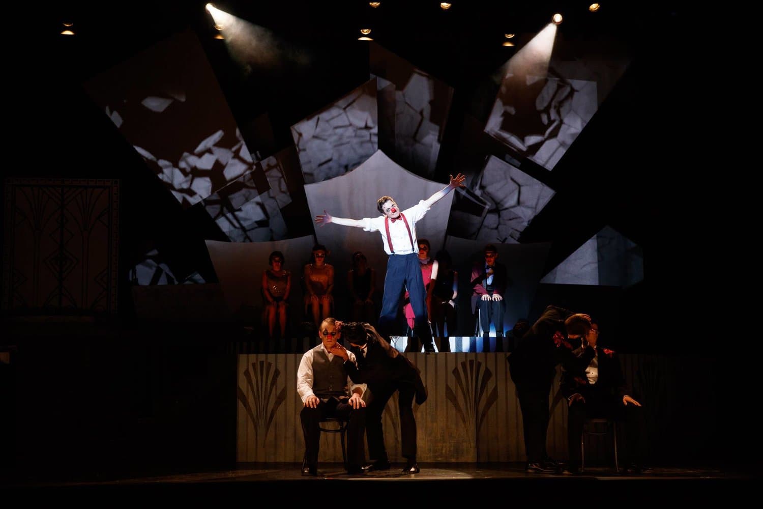 Cover Image for Projection Mapping - The Wild Party